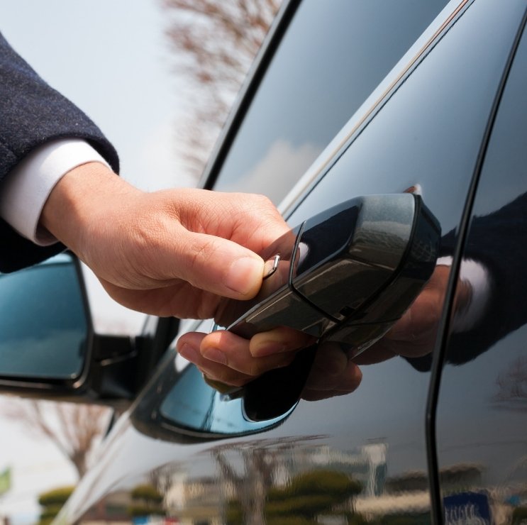 AUTOMOTIVE + AVIATION 3